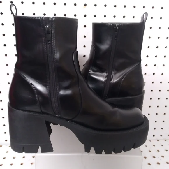 Women's Black Anke Boots | Chunky Low Platform Cothic Black Heel Booties Sz 9US - Picture 8 of 13